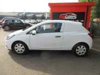 Used Vauxhall Corsa 95 HP (69 kW) 2018 White Hatchback