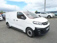Used Vauxhall Vivaro 100 HP (73 kW) 2021 White MPV