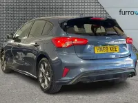 Used Ford Focus ST-Line 123 HP (90 kW) 2019 Blue Hatchback