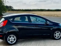 Used Ford Fiesta Zetec 101 HP (74 kW) 2015 Black Hatchback
