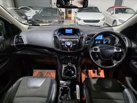 Begagnad Ford Kuga Titanium 150 HK (110 kW) 2014 Grön SUV