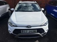 Used Hyundai i20 Active 2017 White Hatchback