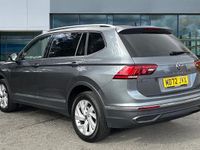 Used VW Tiguan Allspace Life 150 HP (110 kW) 2023 Platinum grey metallic SUV