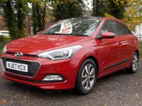 Used Hyundai i20 Premium SE 84 HP (61 kW) 2017 Red Hatchback