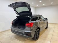 Begagnad Audi Q2 Black Edition 2021 Grå SUV