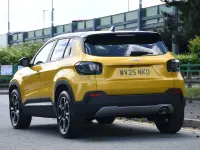 Used Jeep Avenger Summit 100 HP (73 kW) 2025 Yellow SUV