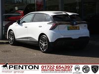 Used MG MG4 EV Trophy 63 kW (87 HP) 2025 White Hatchback