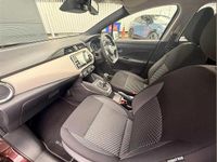 Begagnad Nissan Micra Acenta 99 HK (72 kW) 2020 Röd Halvkombi
