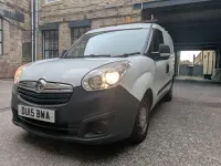 Used Vauxhall Combo 2015 White MPV