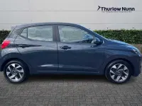 Used Hyundai i10 Advanced 63 HP (46 kW) 2024 Grey Hatchback