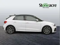 Used Audi A1 S-Line 108 HP (79 kW) 2023 White SUV