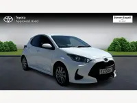 Used Toyota Yaris Hybrid 2023 White Hatchback