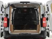 Used Vauxhall Vivaro 100 HP (73 kW) 2022 White MPV