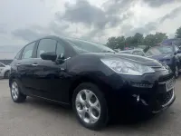 Used Citroën C3 Exclusive 110 HP (80 kW) 2015 Blue Hatchback