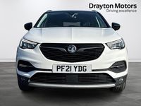 Used Vauxhall Grandland X Edition 130 HP (95 kW) 2021 White SUV