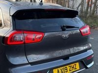 Used Kia Niro 141 HP (103 kW) 2019 Grey SUV