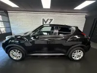 Usado Nissan Juke Acenta Premium 115 HP (84 kW) 2015 Preto SUV