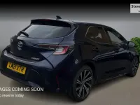 Used Toyota Corolla Design 122 HP (89 kW) 2021 Blue Hatchback