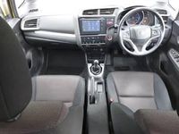 Used Honda Jazz EX 102 HP (75 kW) 2016 Yellow Hatchback