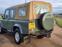 Used Land Rover Defender 122 HP (89 kW) 2010 Green SUV