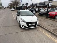 Used Peugeot 208 Active 2016 White Hatchback