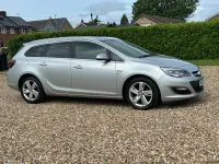 Used Vauxhall Astra SRi 2013 Silver Estate