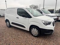 Used Vauxhall Combo 100 HP (73 kW) 2021 White MPV