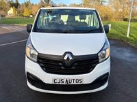 Begagnad Renault Trafic Business 2018 Vit Minibuss