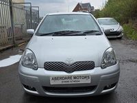 Used Toyota Yaris 2005 Silver Hatchback
