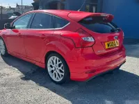 Used Ford Focus Zetec 115 HP (84 kW) 2013 Red Hatchback