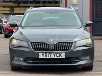 Usado Skoda Superb GreenLine 120 CV (88 kW) 2017 Gris Familiar