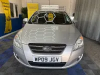 Usado Kia Ceed 2009 Prateado Citadino