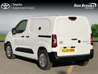 New Toyota Proace 50 kW (68 HP) 2025 White MPV