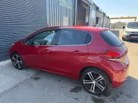 Used Peugeot 208 GT-line 110 HP (80 kW) 2016 Red Hatchback