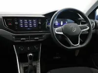 Usado VW Polo Life 95 HP (69 kW) 2023 Azul Citadino