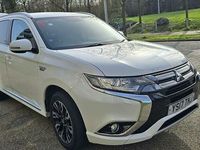 Used Mitsubishi Outlander P-HEV 2017 White Estate