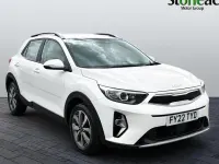 Used Kia Stonic 101 HP (74 kW) 2024 White SUV