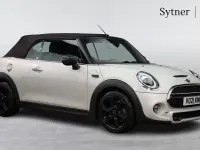 Usado Mini Cooper S Classic 189 HP (139 kW) 2021 Prateado Citadino