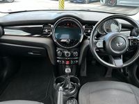 Used Mini Cooper Classic 134 HP (98 kW) 2022 Grey Hatchback