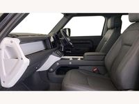 Used Land Rover Defender SE Dynamic 250 HP (183 kW) 2025 Grey SUV