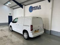 Used Vauxhall Combo S 100 HP (73 kW) 2023 White MPV