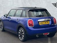 Usado Mini Cooper Exclusive 134 HP (98 kW) 2020 Azul Citadino
