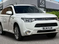 Used Mitsubishi Outlander P-HEV 121 HP (88 kW) 2014 White SUV