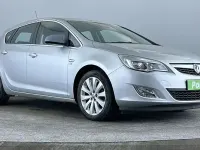 Used Vauxhall Astra 116 HP (85 kW) 2011 Silver Hatchback