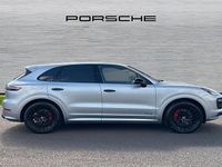 Usado Porsche Cayenne GTS 460 HP (338 kW) 2023 Prateado SUV