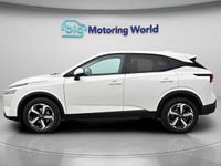 Used Nissan Qashqai N-Connecta 140 HP (102 kW) 2022 White SUV