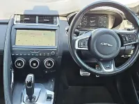 Used Jaguar E-Pace R-Dynamic 179 HP (131 kW) 2019 Red SUV