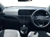 Used Hyundai i10 SE 67 HP (49 kW) 2023 Blue Hatchback