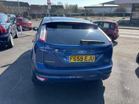Used Ford Focus Zetec 110 HP (80 kW) 2009 Blue Hatchback