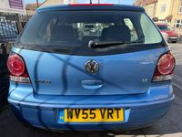 Second-hand VW Polo S 75 CP (55 kW) 2005 Albastru Hatchback